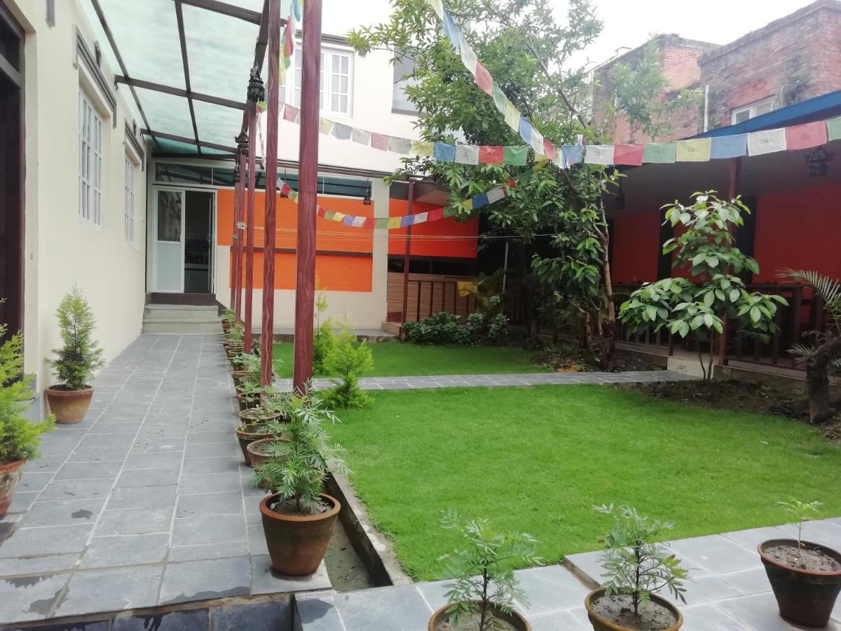 Hotel Chhimeki Kathmandu Exterior foto