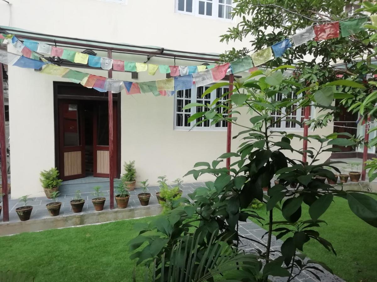 Hotel Chhimeki Kathmandu Exterior foto